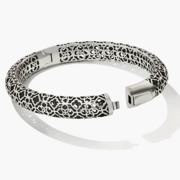 Kendra Scott Abbie Bangle Bracelet in Vintage Silver, Size M/L - Picture 2 of 16